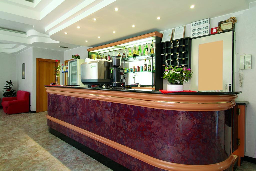 Hotel Residence Margherita Tortoreto ภายนอก รูปภาพ